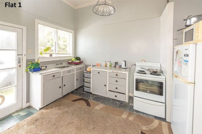 Photo of property in 6 Caius Avenue, Gonville, Wanganui, 4501