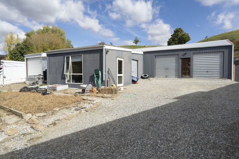 Photo of property in 35 Mcintosh Road, Blackmans, Alexandra, 9391