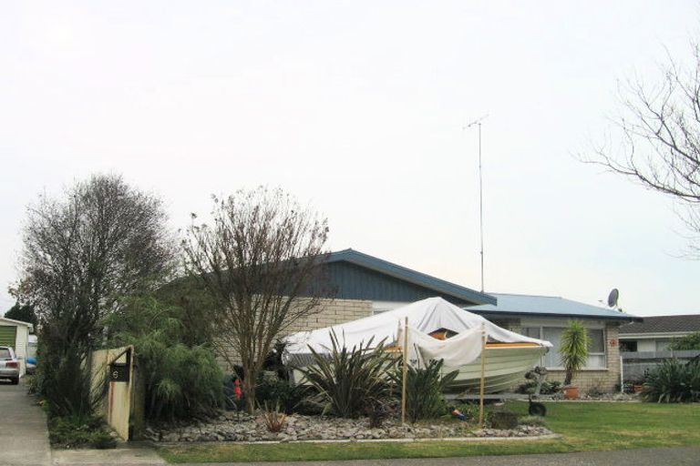 Photo of property in 4 Gilmour Place, Taradale, Napier, 4112