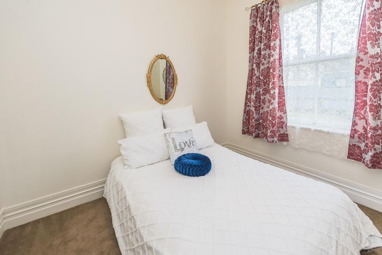 Photo of property in 17 Kelvin Street, Aramoho, Whanganui, 4500