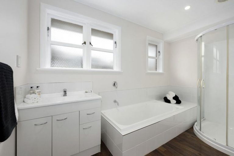 Photo of property in 251 Fergusson Drive, Heretaunga, Upper Hutt, 5018