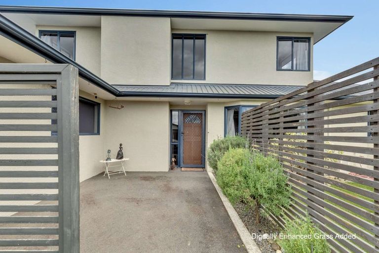 Photo of property in 14a Carthew Street, Feilding, 4702