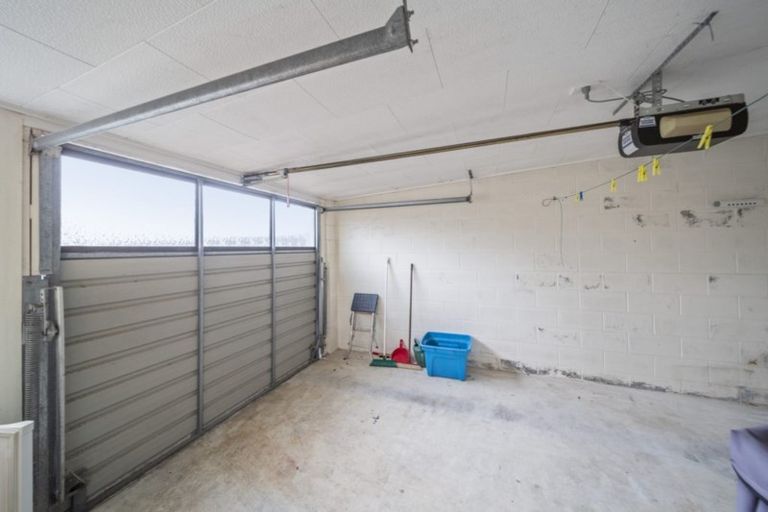 Photo of property in 6a Cornwall Street, Brooklands, New Plymouth, 4310