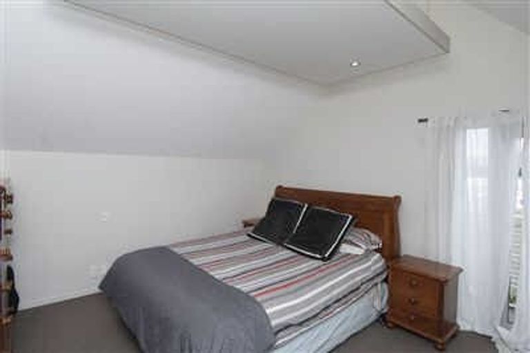 Photo of property in 30 Mayfair Street, Riccarton, Christchurch, 8011