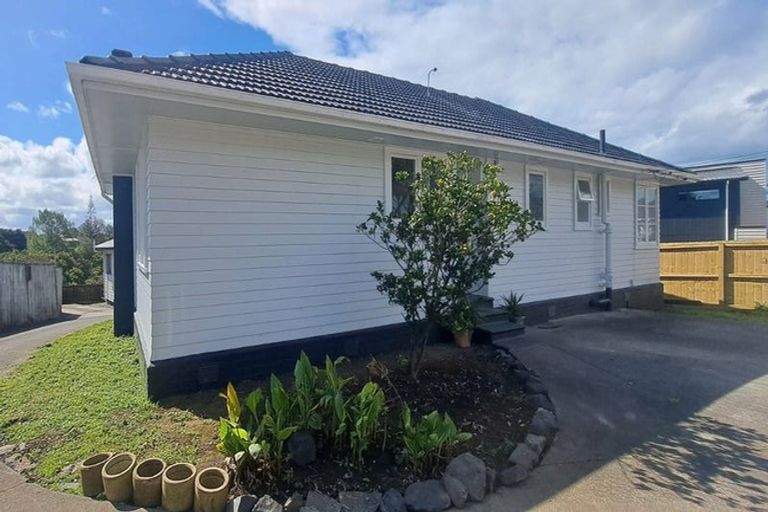 Photo of property in 14 Bolton Place, Otara, Auckland, 2023