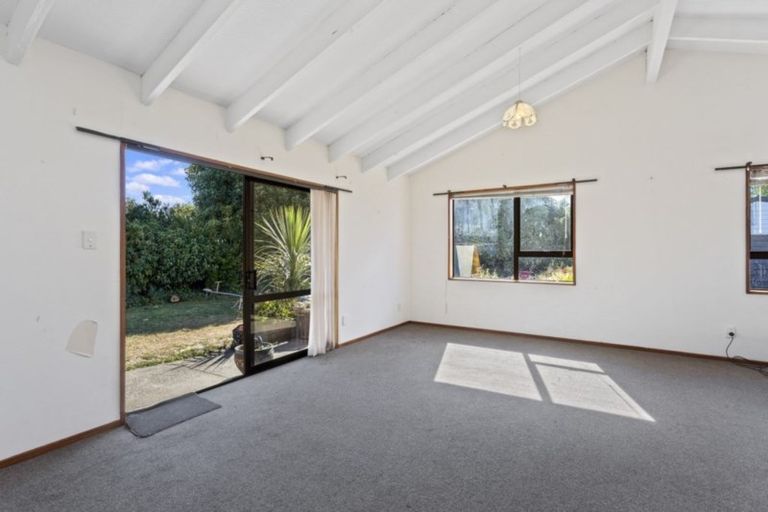 Photo of property in 10 Morris Road, Amberley, 7410