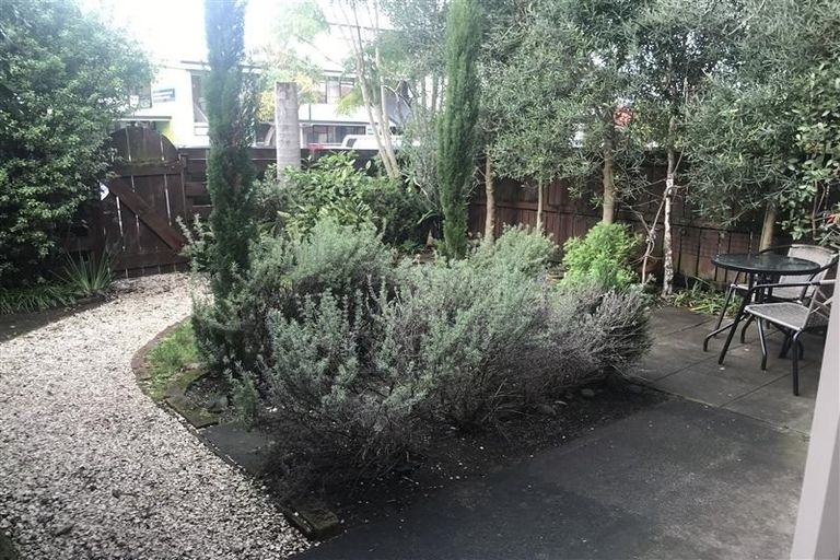 Photo of property in 3/1 Glen Road, Browns Bay, Auckland, 0630