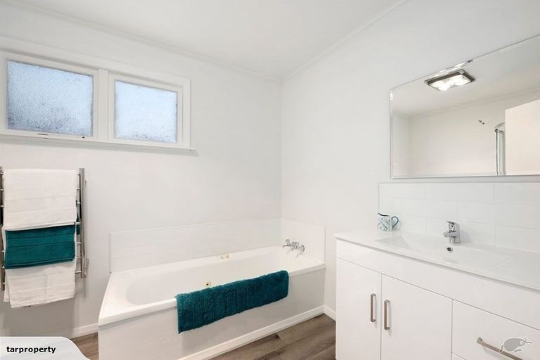 Photo of property in 59 Kamahi Street, Stokes Valley, Lower Hutt, 5019