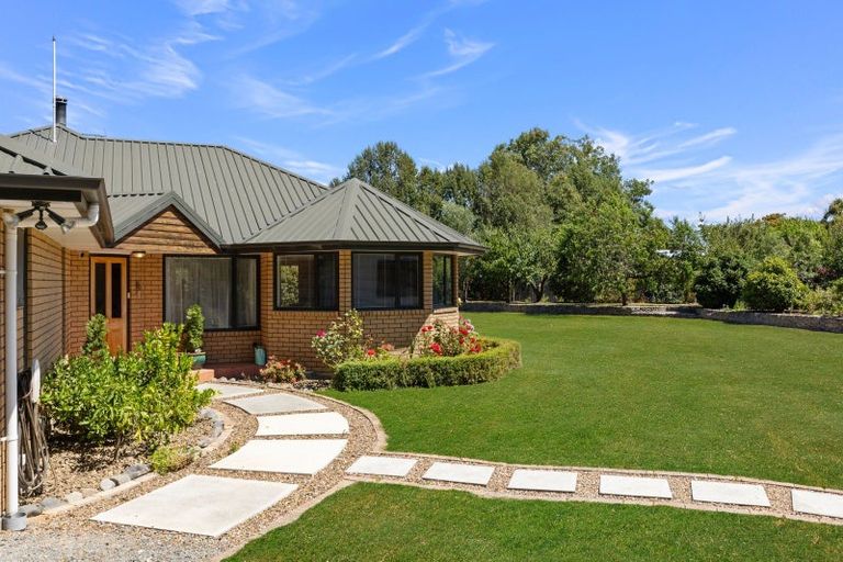 Photo of property in 25b Queens Avenue, Waikuku Beach, 7402