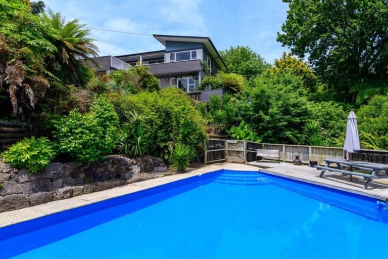 Photo of property in 56 Grand Vue Road, Kawaha Point, Rotorua, 3010