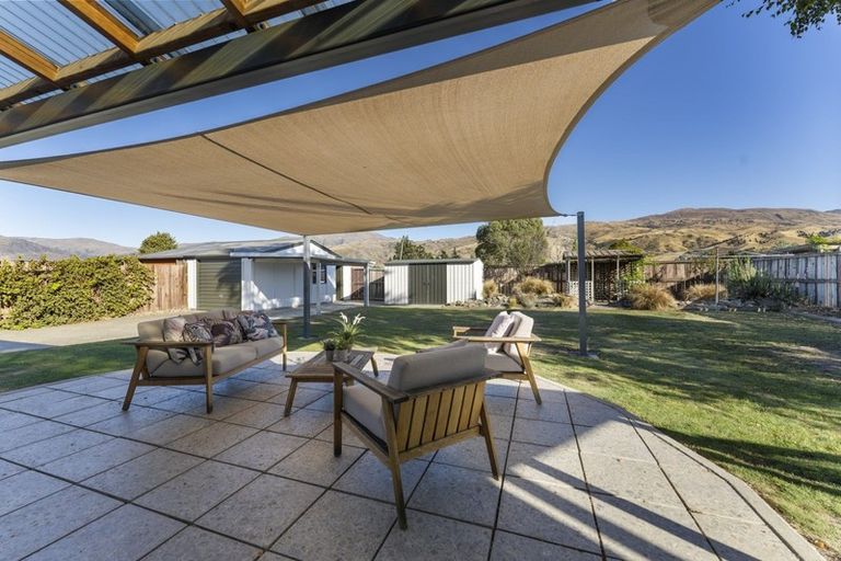 Photo of property in 76 Waenga Drive, Cromwell, 9310