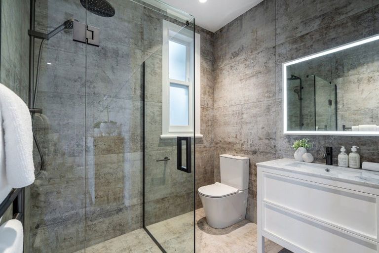 Photo of property in 92a Marsden Avenue, Mount Eden, Auckland, 1024