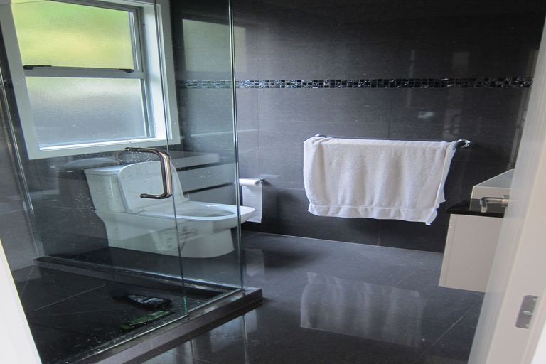 Photo of property in 35 Union Street, Hokowhitu, Palmerston North, 4410