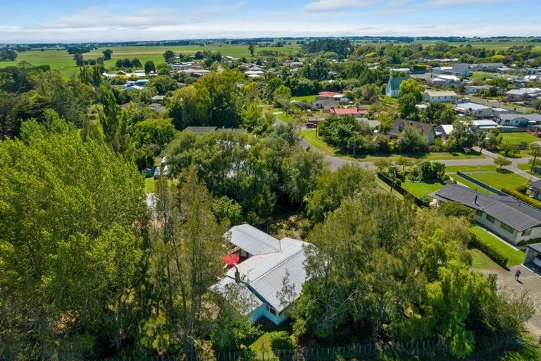 Photo of property in 1 Trent Street, Rongotea, 4476