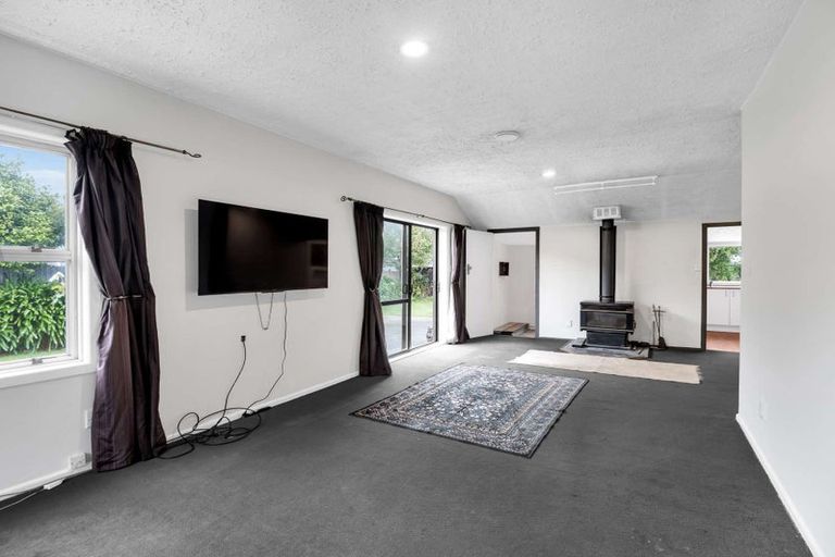 Photo of property in 22 Saint James Street, Southbridge, 7602