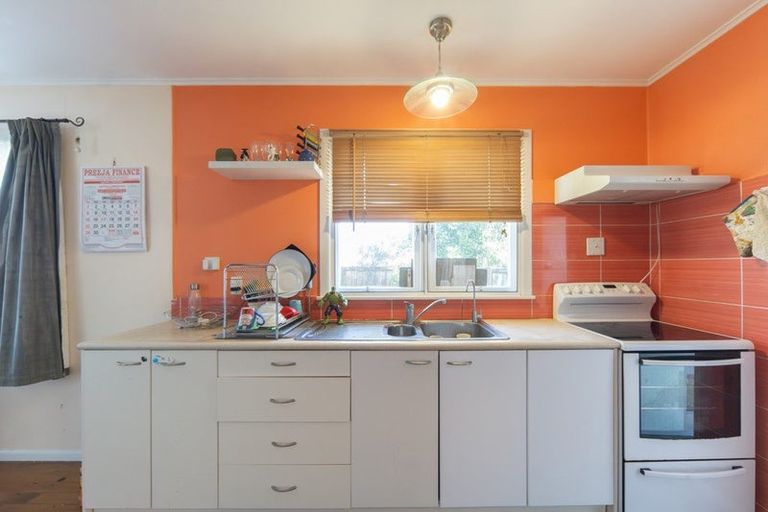 Photo of property in 72 Mount View Road, Melville, Hamilton, 3206