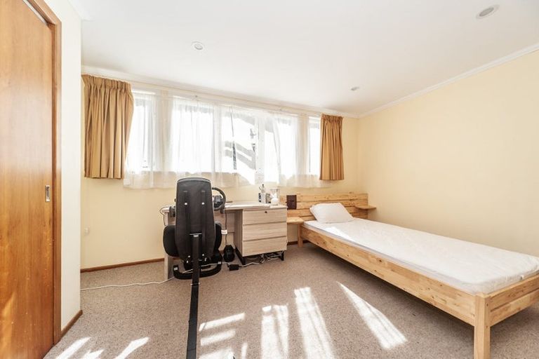 Photo of property in 7 Magnolia Grove, Maungaraki, Lower Hutt, 5010