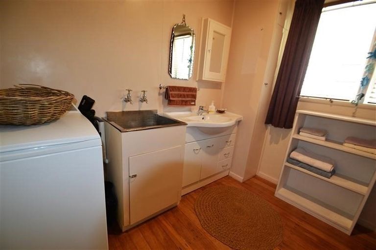 Photo of property in 1/114 Tasman Street, Nelson, 7010