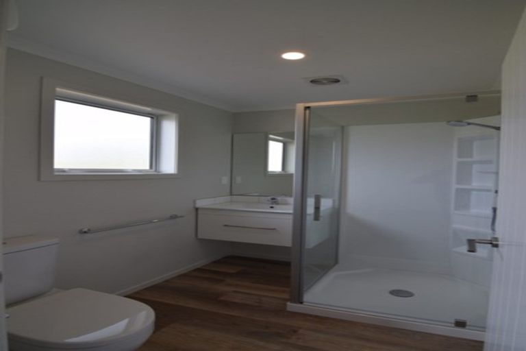 Photo of property in 3 Tapuhikura Street, Waikanae, 5036