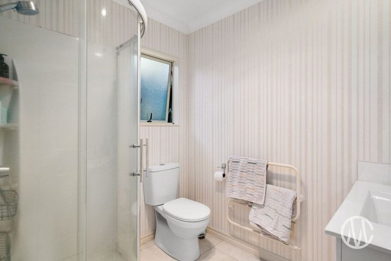 Photo of property in 16a Goods Road, Otumoetai, Tauranga, 3110