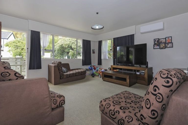Photo of property in 110a Hinewa Road, Otumoetai, Tauranga, 3110