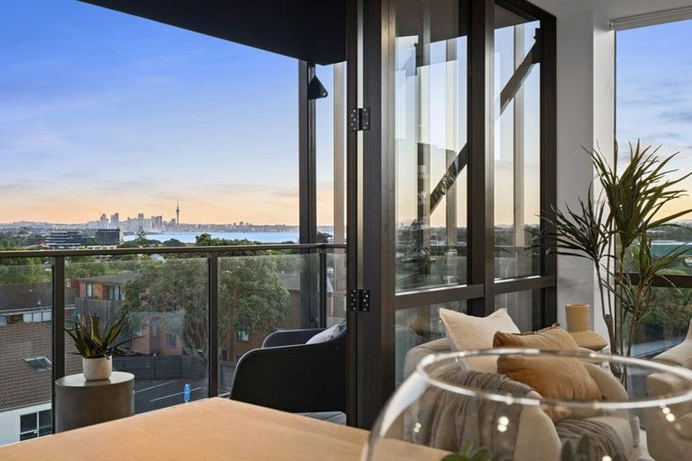 Photo of property in 303/10 Auburn Street, Takapuna, Auckland, 0622