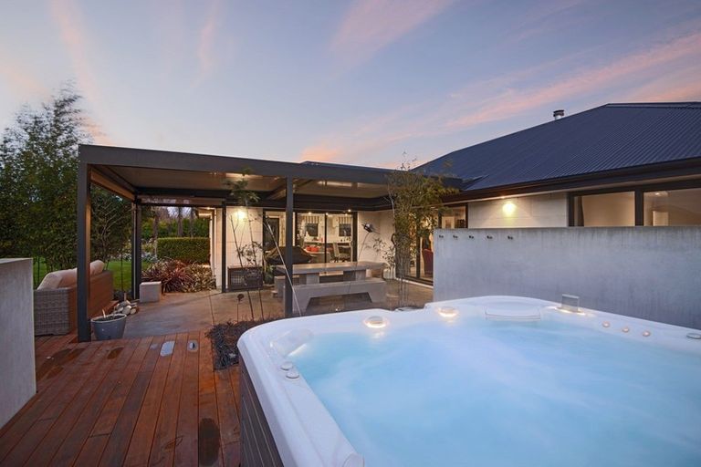 Photo of property in 2 Stables Drive, Lincoln, 7608