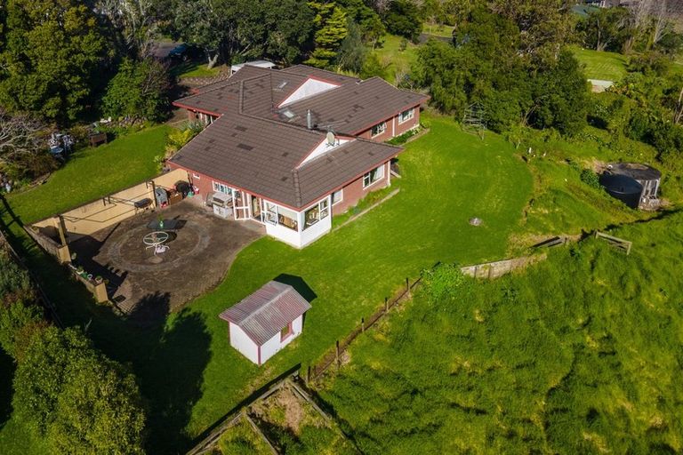 Photo of property in 94 Browns Lane, Flat Bush, Auckland, 2016