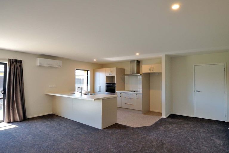 Photo of property in 34 Wallingford Crescent, Rolleston, 7615