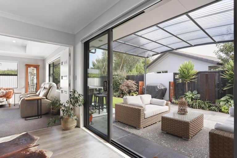 Photo of property in 15 Belgrave Drive, Rangiora, 7400