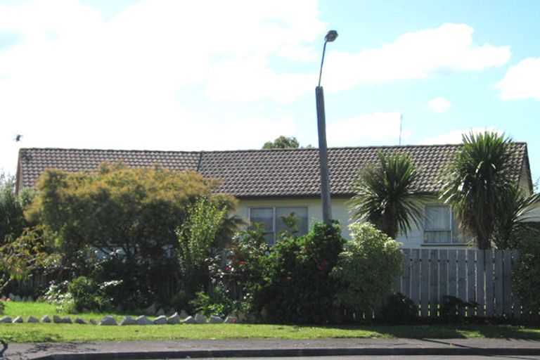 Photo of property in 29 Glenhaven Place, Te Atatu Peninsula, Auckland, 0610