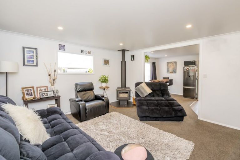 Photo of property in 175 Queen Street West, Levin, 5510