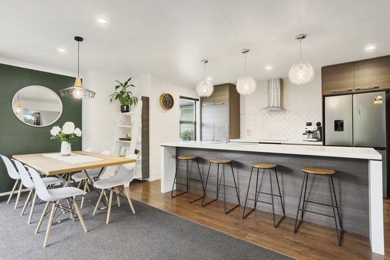 Photo of property in 13 Lancewood Way, Rangiora, 7400