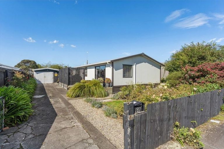 Photo of property in 68 Grey Street, Woodville, 4920