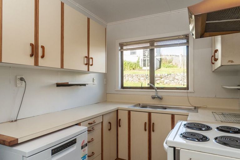 Photo of property in 191 Bedford Street, Cannons Creek, Porirua, 5024