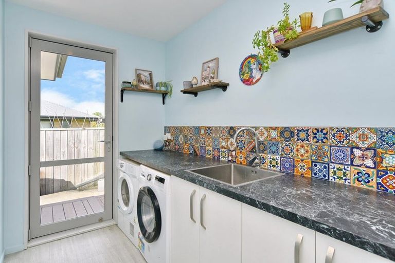 Photo of property in 27 Westpark Boulevard, Rangiora, 7400