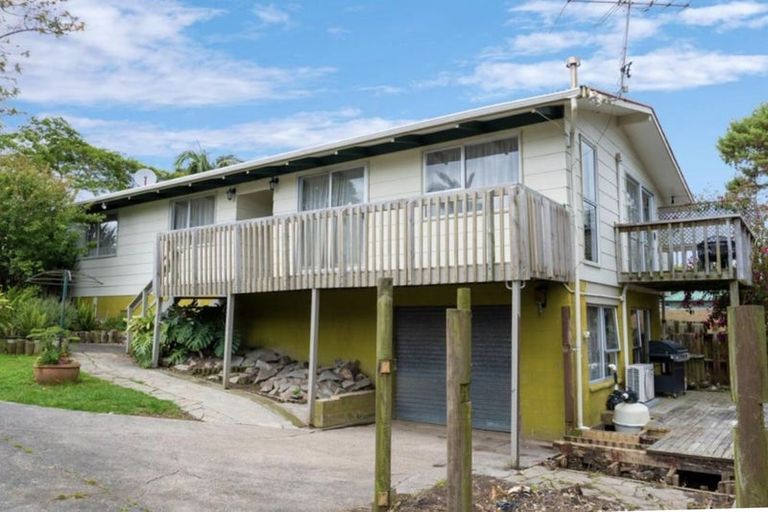 Photo of property in 13 Lismore Place, Papatoetoe, Auckland, 2025