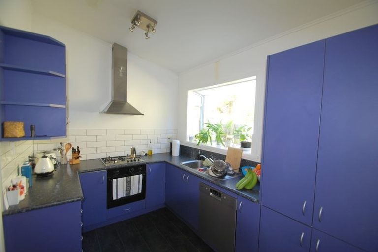 Photo of property in 12 Jackson Street, Island Bay, Wellington, 6023
