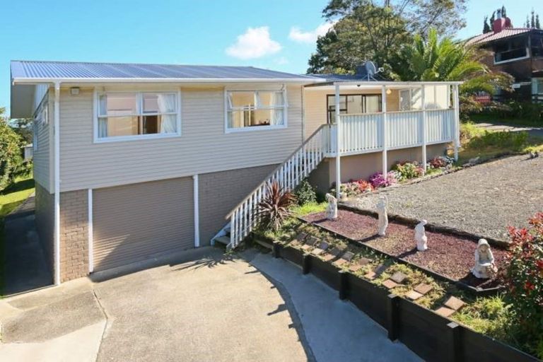 Photo of property in 60 Glendene Avenue, Glendene, Auckland, 0602