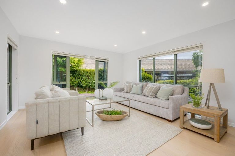 Photo of property in 13 Lucas Way, Albany, Auckland, 0632