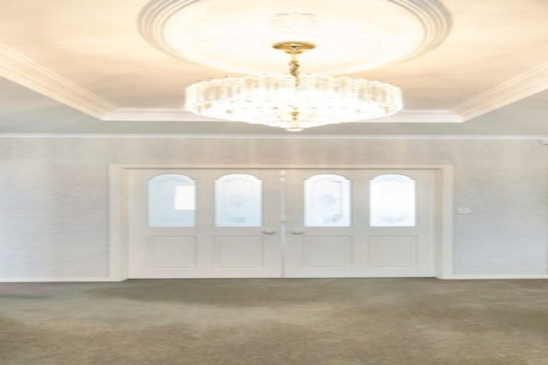 Photo of property in 45 Camberwell Road, Hawera, 4610