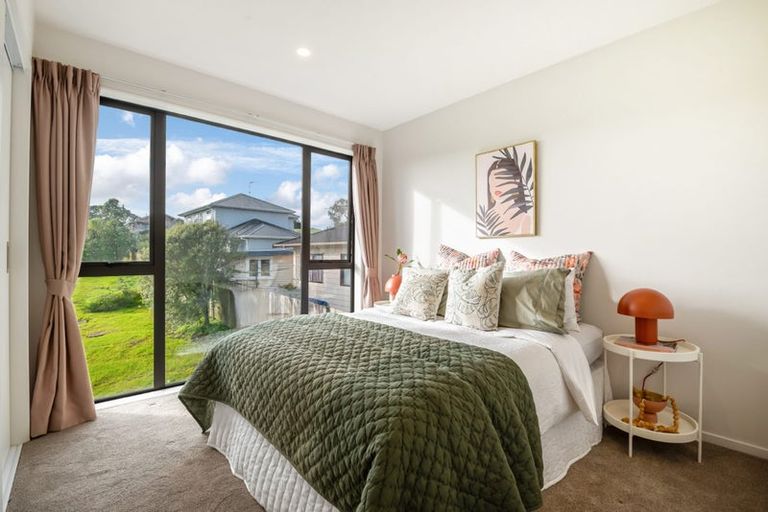 Photo of property in 21e Montgomery Avenue, Belmont, Auckland, 0622