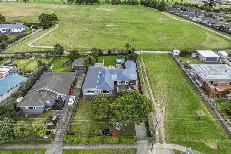 Photo of property in 44 Tapu Road, Huapai, Kumeu, 0810
