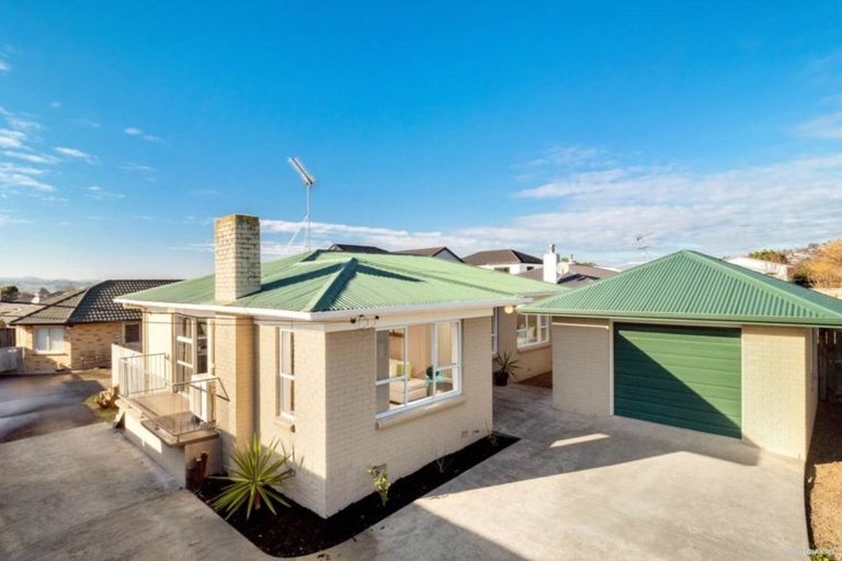 Photo of property in 74 Wellington Street, Pukekohe, 2120