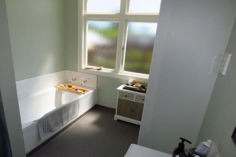 Photo of property in 128 Brougham Street, Westport, 7825