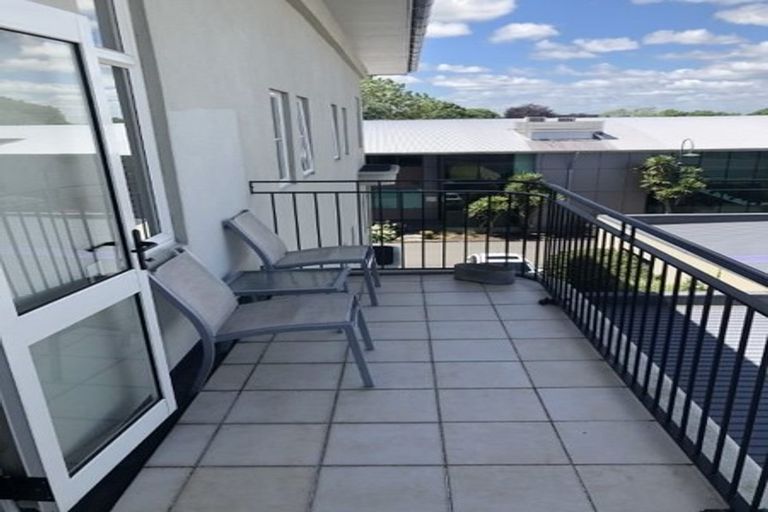 Photo of property in 2e/11 London Street, Hamilton Central, Hamilton, 3204