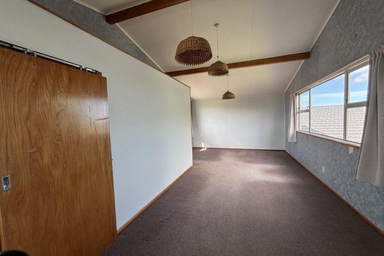 Photo of property in 109 Karaka Street, Castlecliff, Whanganui, 4501