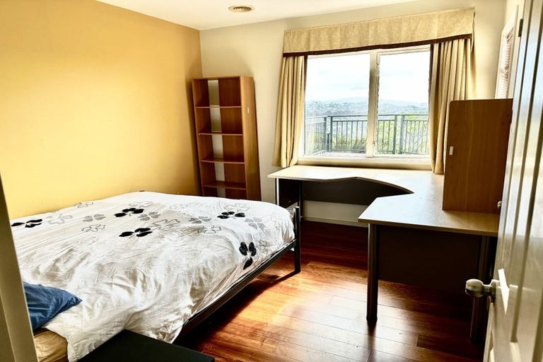 Photo of property in 5 Imran Terrace, Khandallah, Wellington, 6035