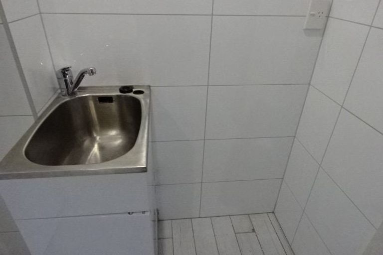 Photo of property in 210/252 Centreway Road, Orewa, 0931