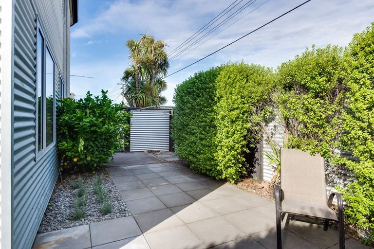 Photo of property in 94 Packe Street, Edgeware, Christchurch, 8013